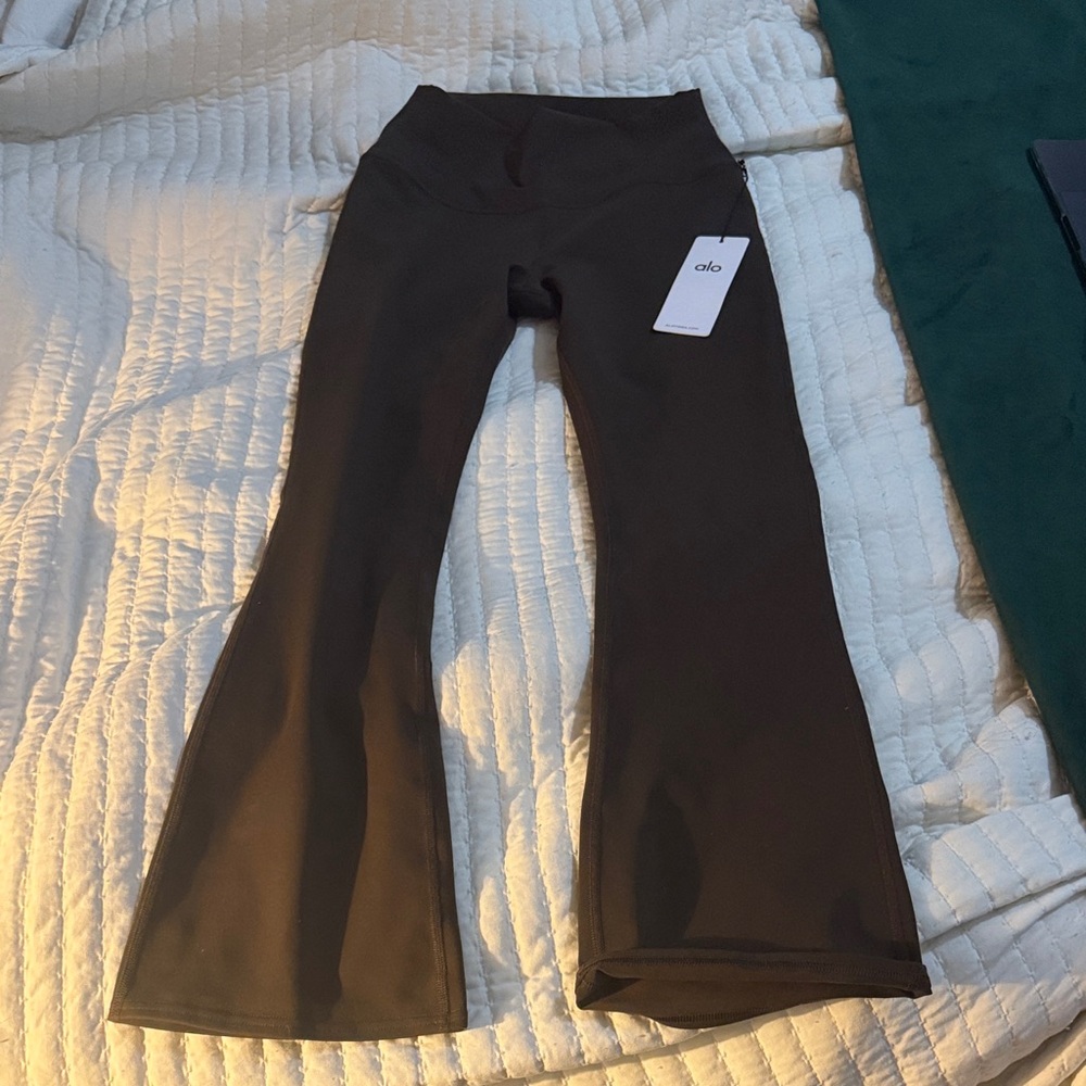 ALO Yoga airbrush high waisted 7/8 bootcut legging